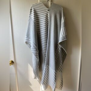 Barbour Knit Cape ONE SIZE